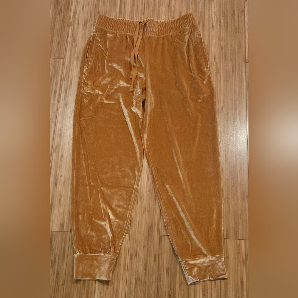 Fabletics Velvet Jogger Pants in Camel Brown